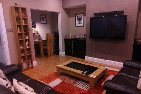 Bonny Colne On The Hill Apartment Ngoại thất bức ảnh